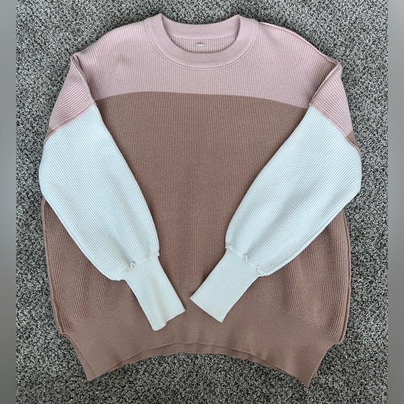 WOMEN CREWNECK OVERSIZED PULLOVER XS - Picture 3 of 5